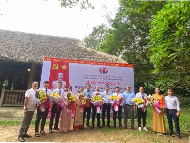 Trải nghiệm chèo Sup trên hồ Nà Nưa