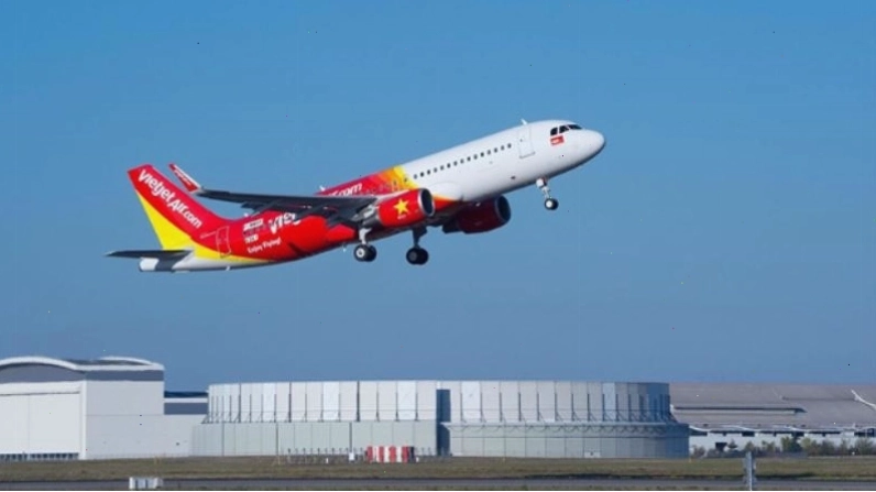 Trải nghiệm chuyến bay Vietjet với hạng vé Eco cho phép đổi trả với mức phí quy định