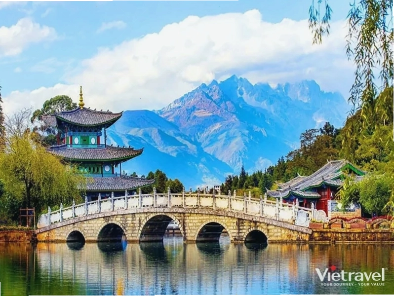 Trải nghiệm trang phục truyền thống tại Côn Minh