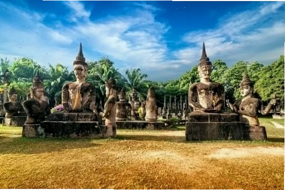 Trải nghiệm văn hóa địa phương tại Lào