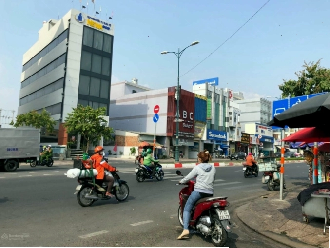 Trạm xe buýt gần Ngã 3 Mỹ Thành