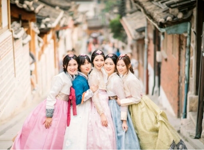 Trang phục Hanbok truyền thống của Hàn Quốc