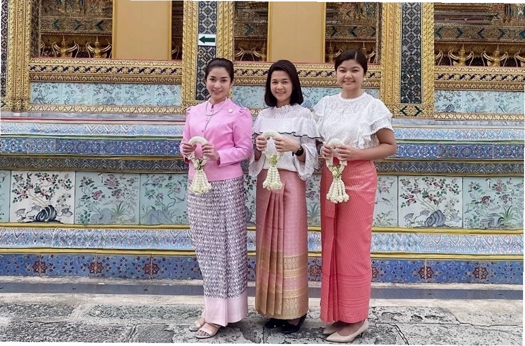 Trang phục yêu cầu khi tham quan Hoàng Cung Thái Lan