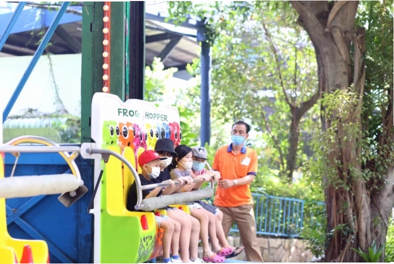 Trò chơi cảm giác mạnh tại Đầm Sen Khô