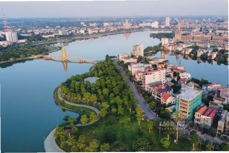 Trung tâm hành chính tỉnh Phú Thọ tại thành phố Việt Trì