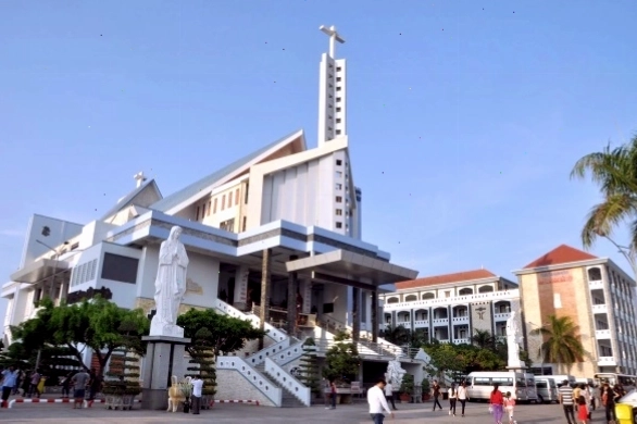 Tượng Phật nằm tại Chùa Som Rong Sóc Trăng