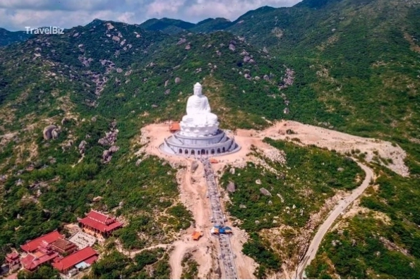 Tượng Phật ngồi lớn nhất Đông Nam Á tại Chùa Ông Núi, Bình Định