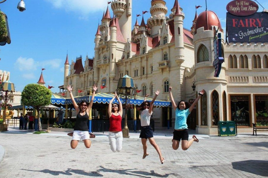 Universal Studios Singapore Tickets: Giá Vé, Khuyến Mãi và Kinh Nghiệm 2026