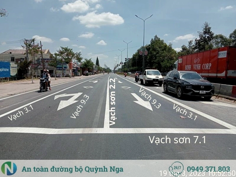 Vạch sơn 2.2 màu trắng liền nét