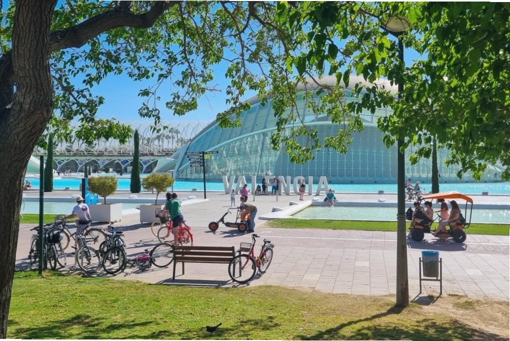 Valencia là thành phố lý tưởng để khám phá bằng xe đạp