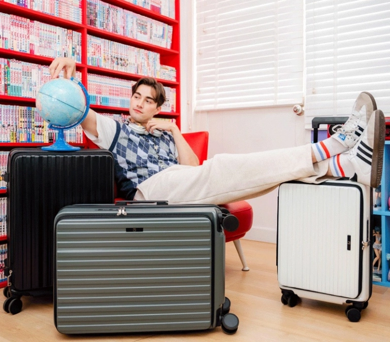 Vali Khổng Lồ: Hướng Dẫn Chọn Kích Thước Phù Hợp Cho Mọi Chuyến Đi
