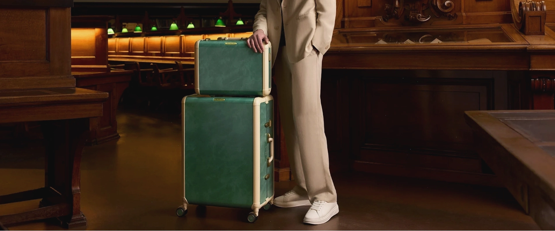 Vali Samsonite nổi tiếng với trọng lượng nhẹ