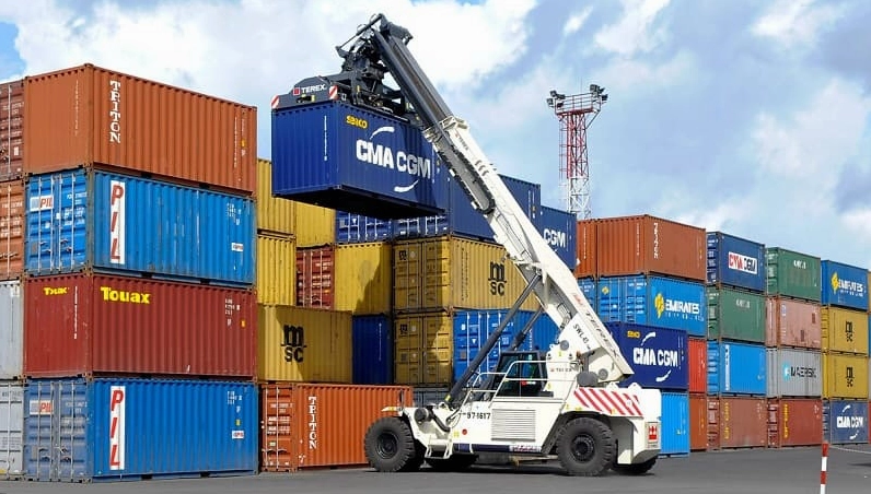 Vận Chuyển Hàng Từ Malaysia Về Việt Nam: Hướng Dẫn Chi Tiết 2026