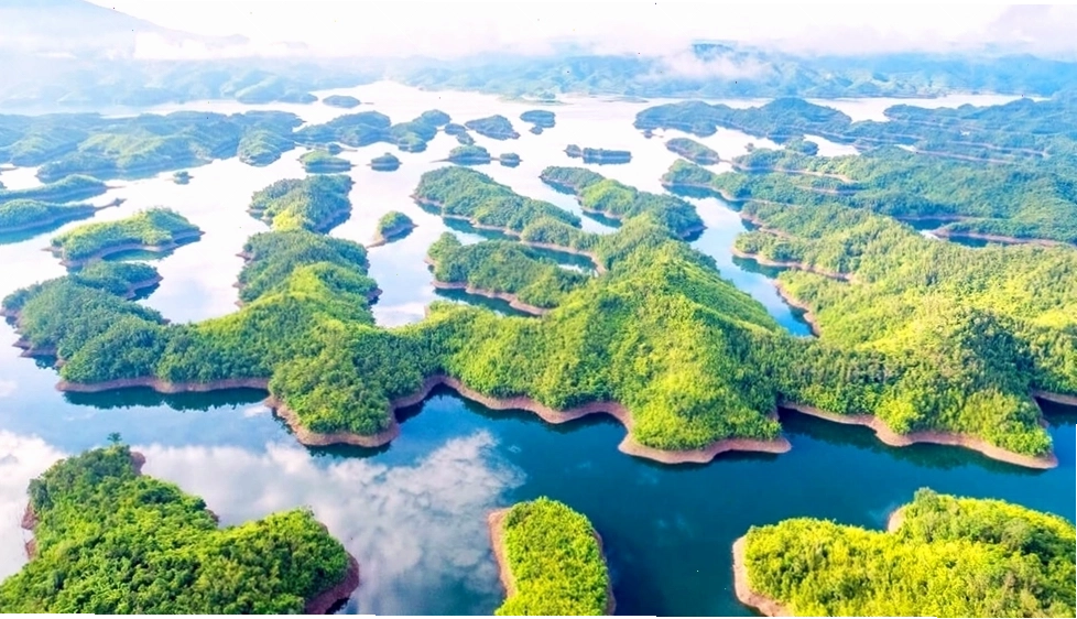 Vẻ đẹp hoang sơ của Tuyệt tình cốc Đắk Nông