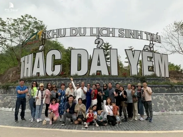 Vẻ đẹp hùng vĩ của Thác Dải Yếm Mộc Châu