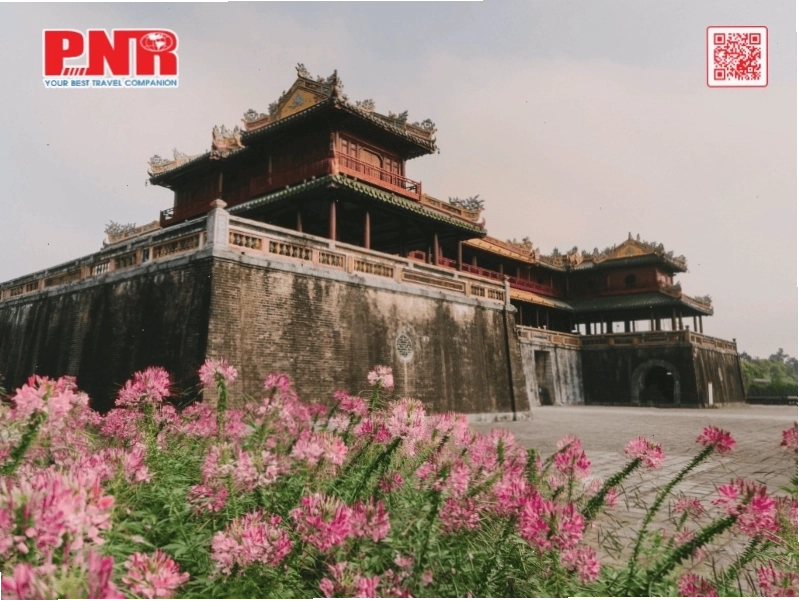 Vẻ đẹp hùng vĩ của Vịnh Hạ Long với hàng nghìn đảo đá vôi