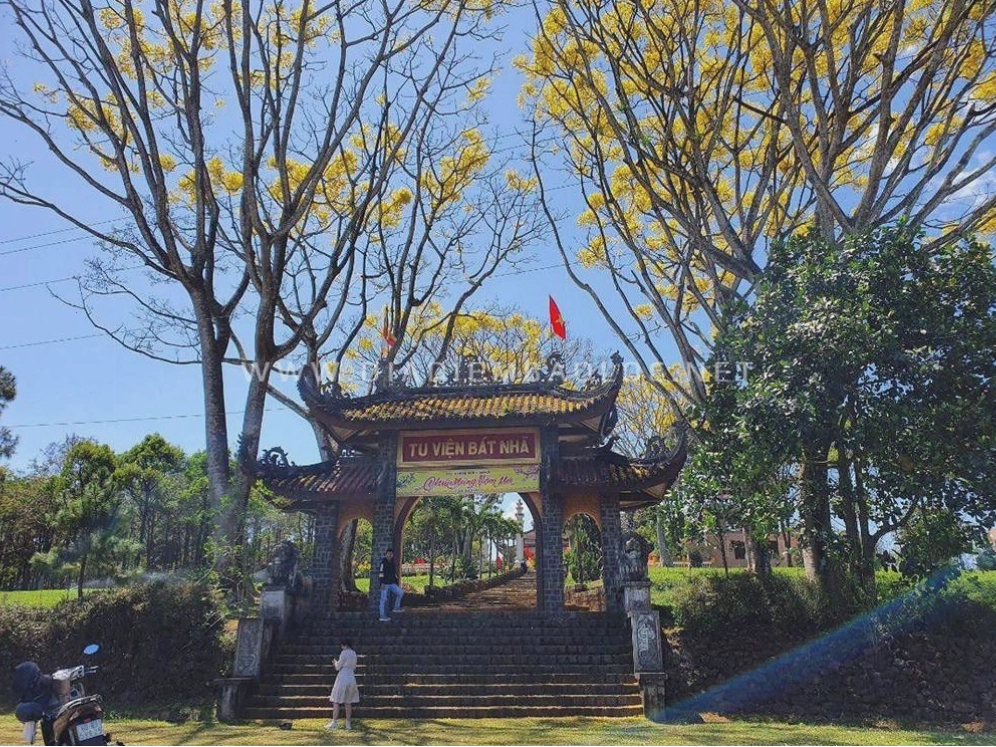 Vẻ uy nghiêm và thanh tịnh của Chùa Phước Huệ