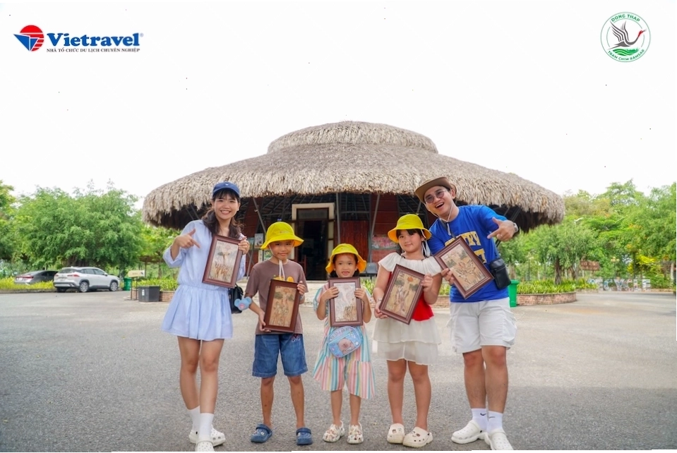 Vietravel và chiến dịch ý nghĩa, có thể liên quan đến việc bảo tồn văn hóa hoặc cảnh quan thiên nhiên