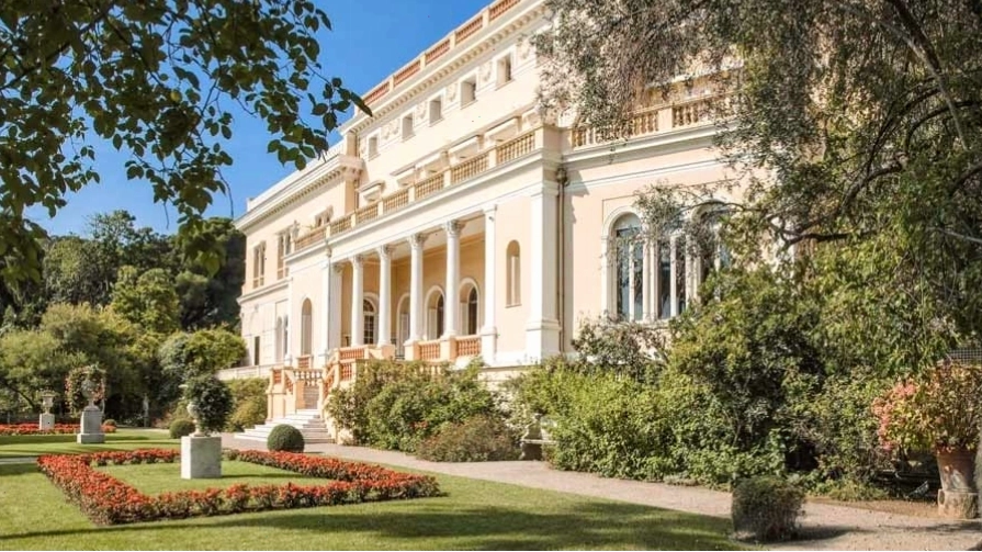 Villa Les Cèdres - Dinh thự lịch sử tại Pháp
