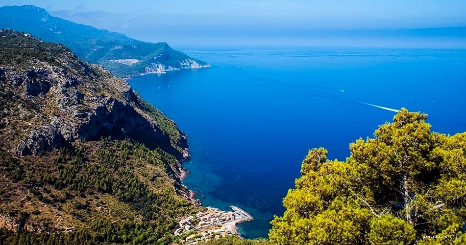 Vịnh biển đẹp như tranh vẽ tại Mallorca
