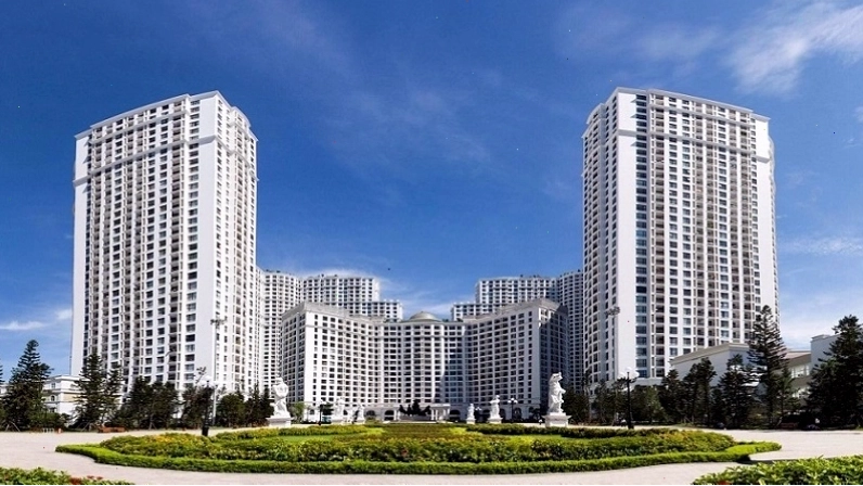 Vinhomes Royal City - một trong những dự án bất động sản lớn gần phố Quan Nhân