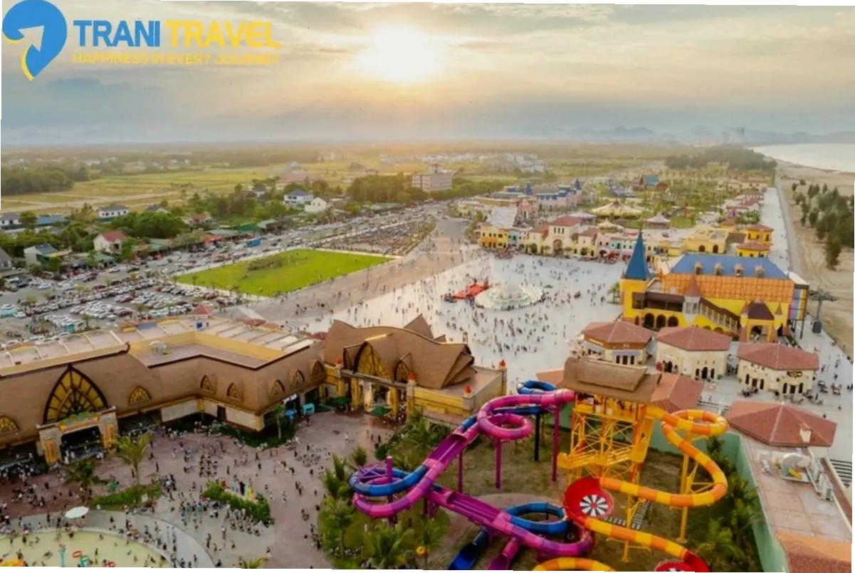 VinWonders Cửa Hội nhìn từ trên cao