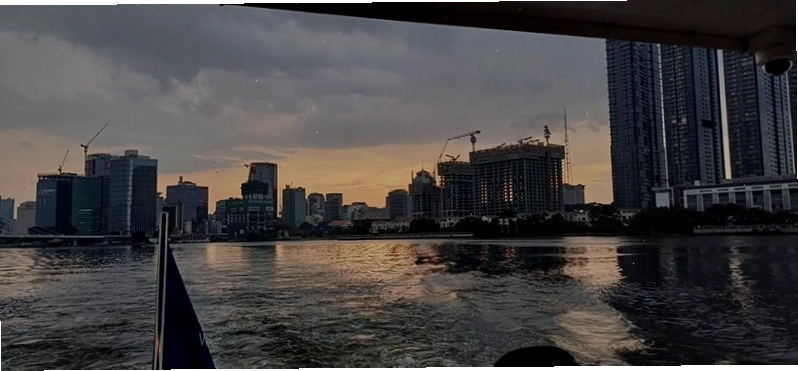 Waterbus hiện đại trên sông Sài Gòn