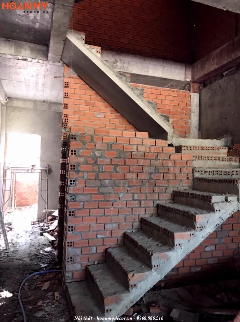 Xác định khu vực cần sửa chữa nhà