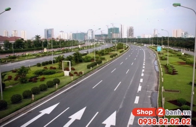 Xe máy chuyển làn an toàn khi đè vạch 2.1